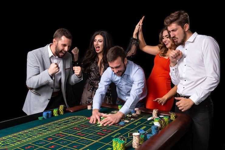 Antarmuka meja Pretty Gaming menampilkan statistik permainan, opsi taruhan, dan chat dealer